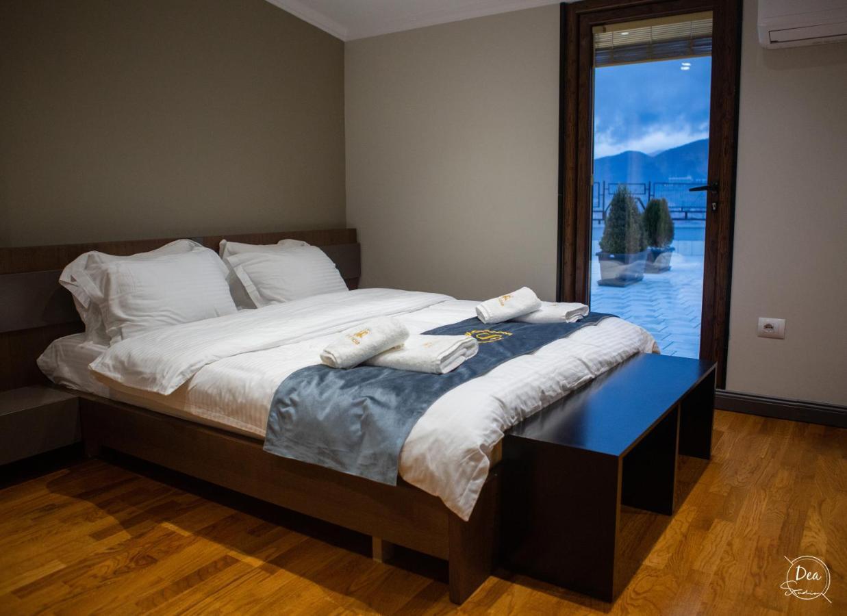 Suite Terrace Rooms & Apartments Korce Exterior photo